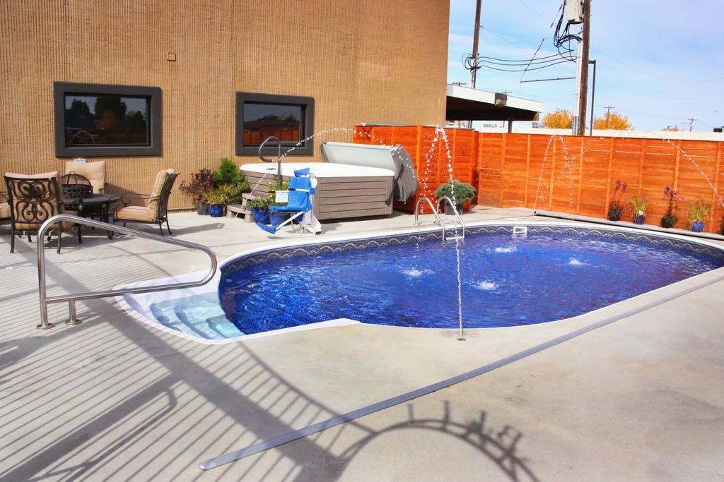 Blue Lakes Inn Туин Фолс Екстериор снимка