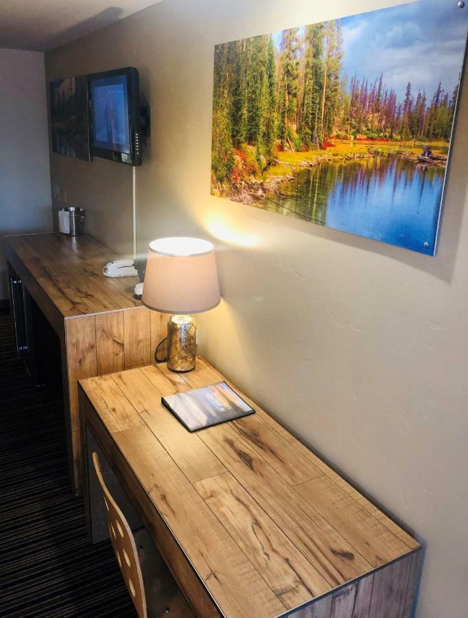 Blue Lakes Inn Туин Фолс Екстериор снимка