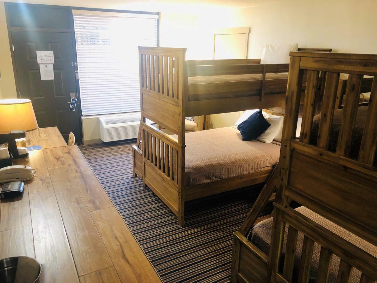 Blue Lakes Inn Туин Фолс Екстериор снимка